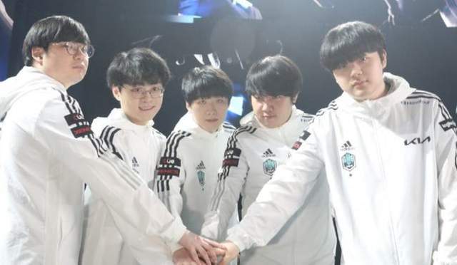 长轨迹所证 长轨迹所证