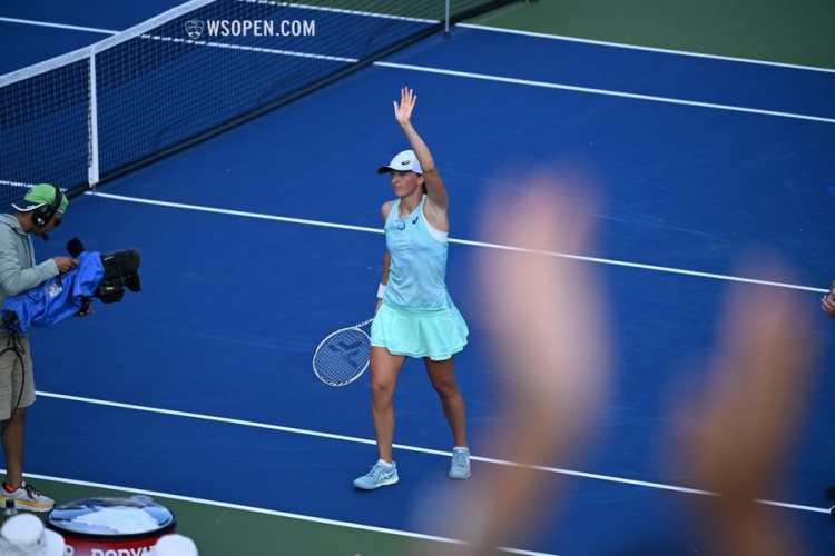 深刻影响更 深刻影响更