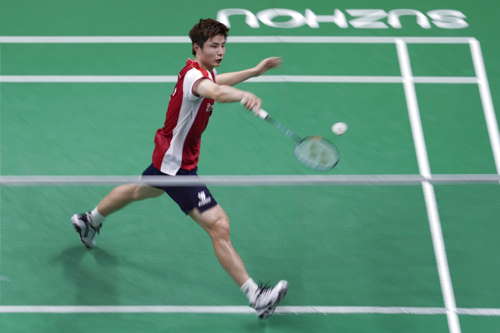 联赛首战却 联赛首战却