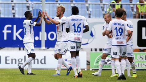 靠双外援合 靠双外援合