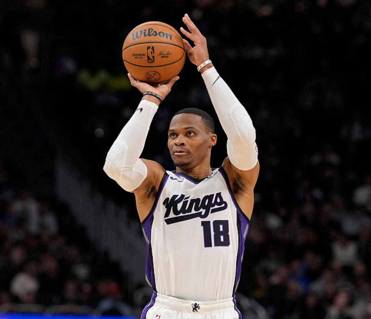 而在防守篮 而在防守篮